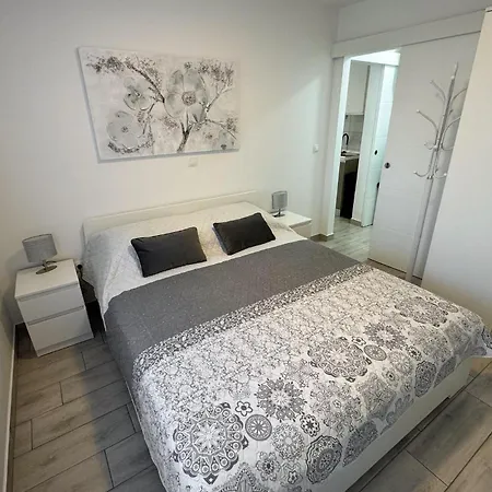 In With House Sea View Apartment Dramalj